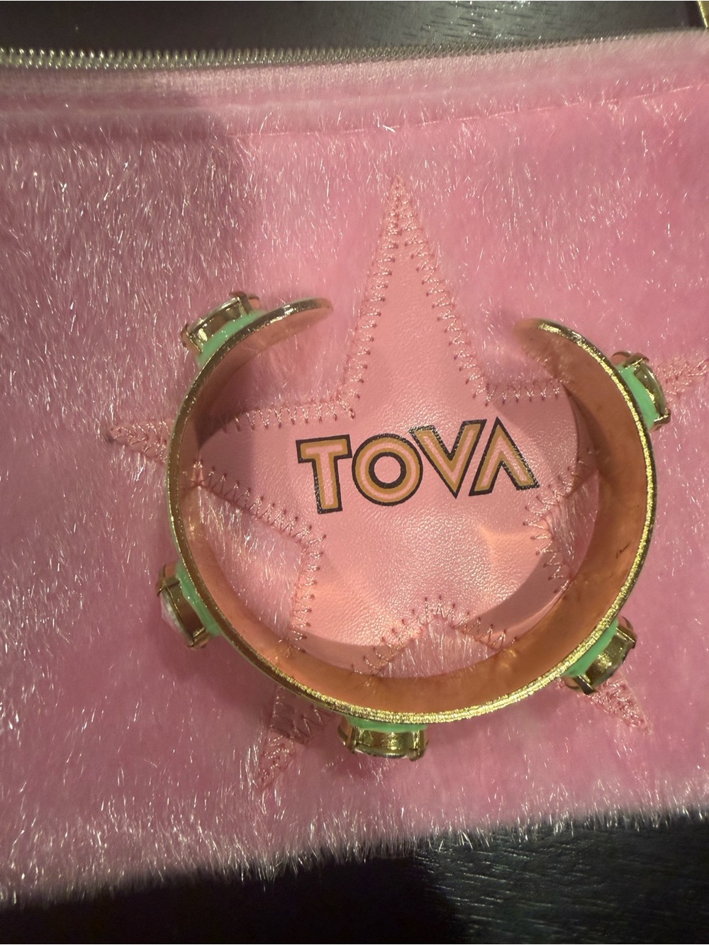 TOVA - Picture 4 of 4